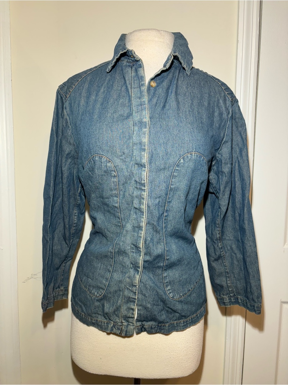 Classic Women's Denim Shirt Jacket - Blue